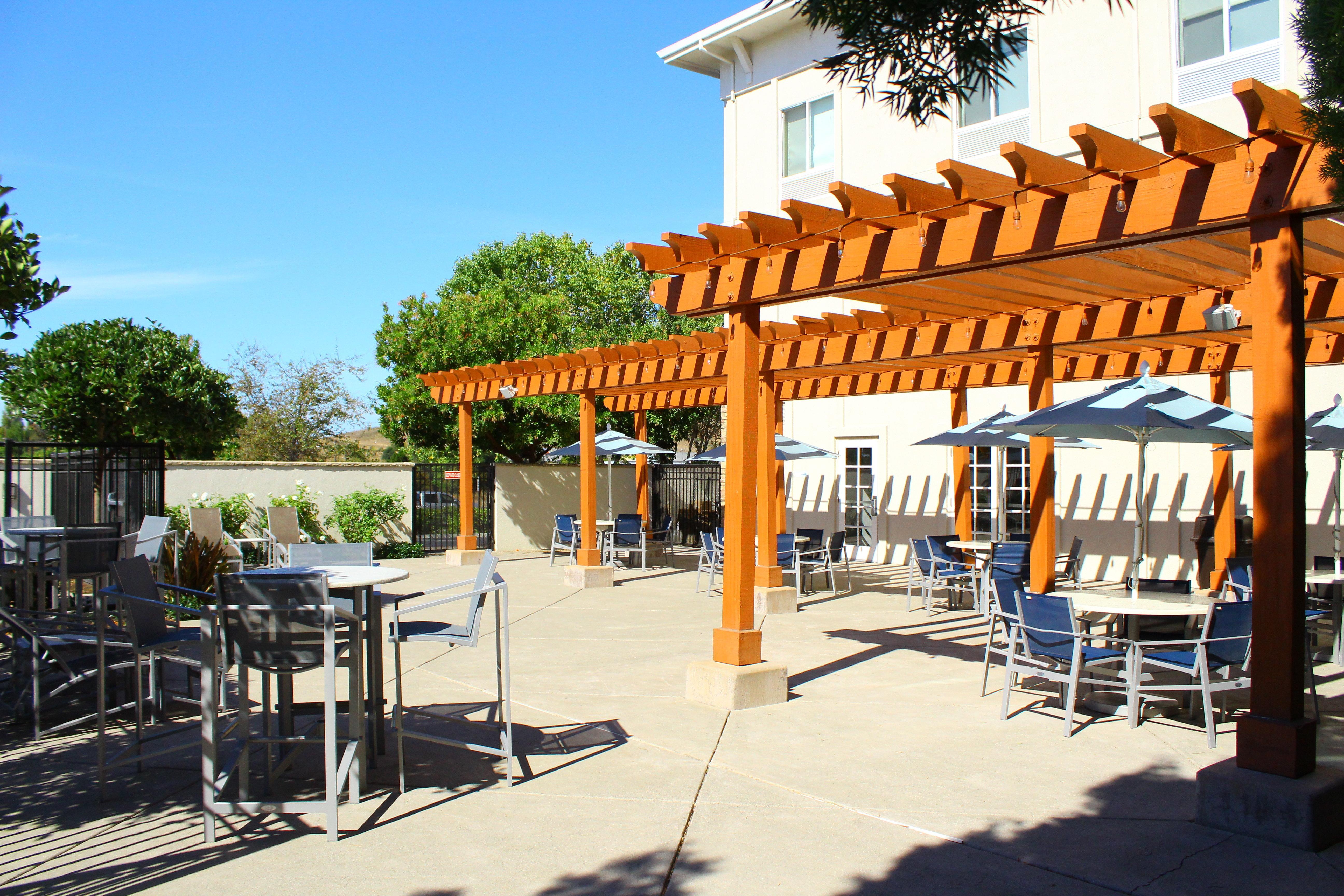Holiday Inn Express Hotel & Suites Napa Valley-American Canyon By Ihg Exterior foto