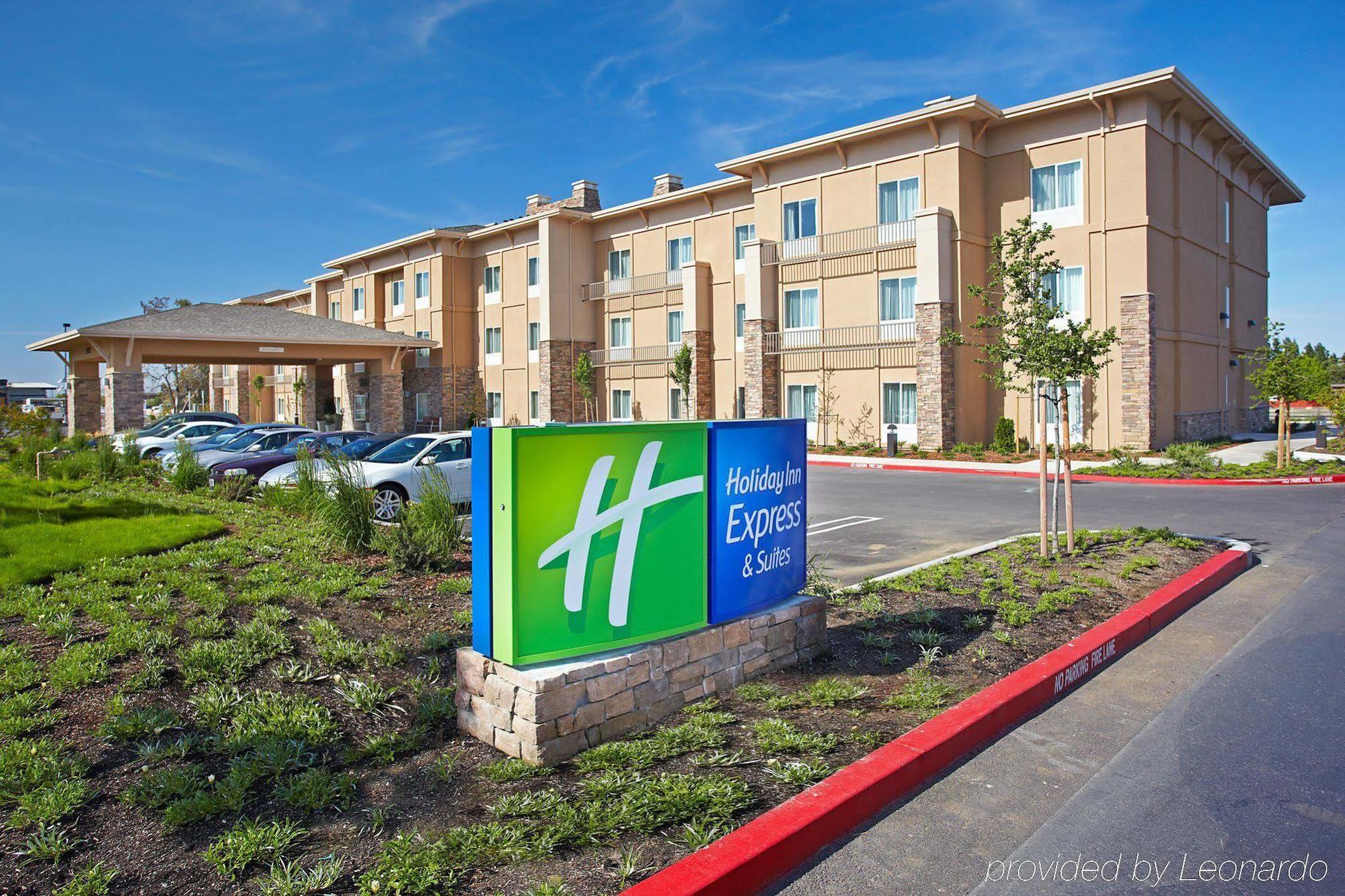 Holiday Inn Express Hotel & Suites Napa Valley-American Canyon By Ihg Exterior foto